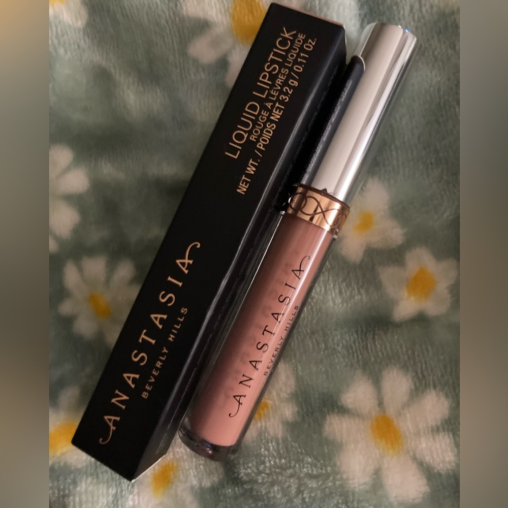 Anastasia Beverly Hills Liquid Lipstick   Stripped